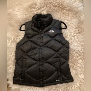 North face vest, like new but without tags, black and size small